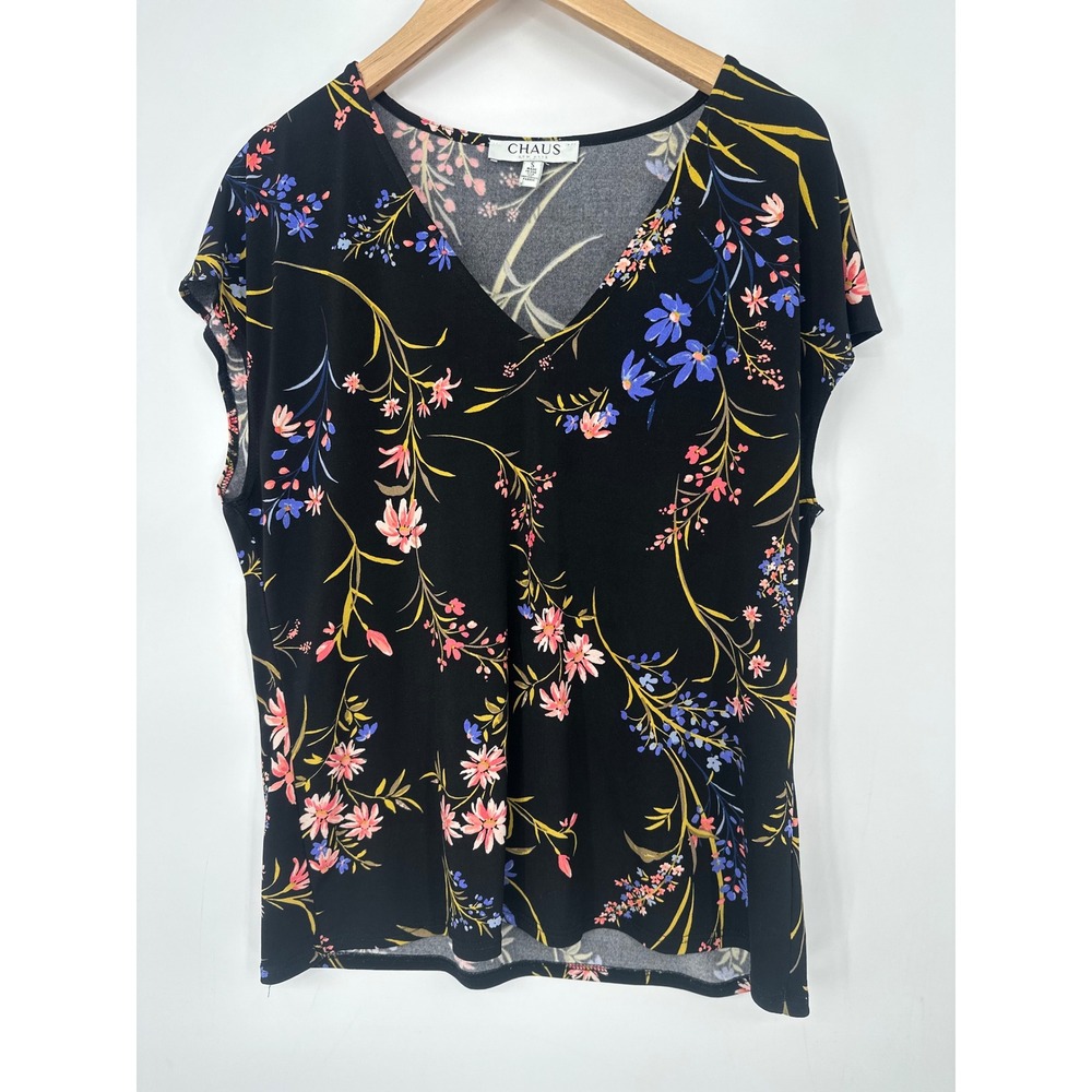 Chaus Top Women Small‎ Black Floral V-Neck Short Sleeve Blouse Pullover Casual